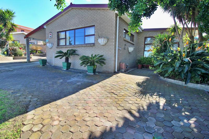 3 Bedroom Property for Sale in Groot Brakrivier Central Western Cape
